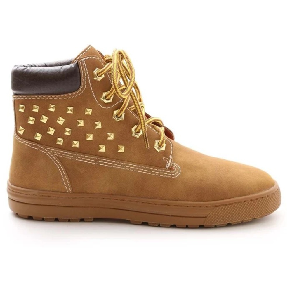 Pastry Dance Wheat Butter Studded Tan Ankle Boots Gold Accents Womans sz 7